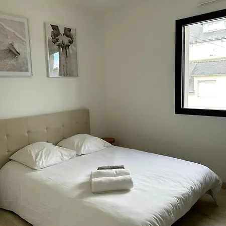 Villa Avec Piscine, Centre A Pied *